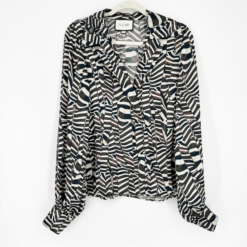 Alexis Black and White Savannah Zebra Print Blouse Small